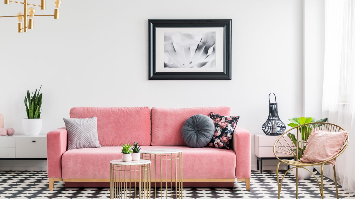 Jak dobrać poduszki do kanapy?