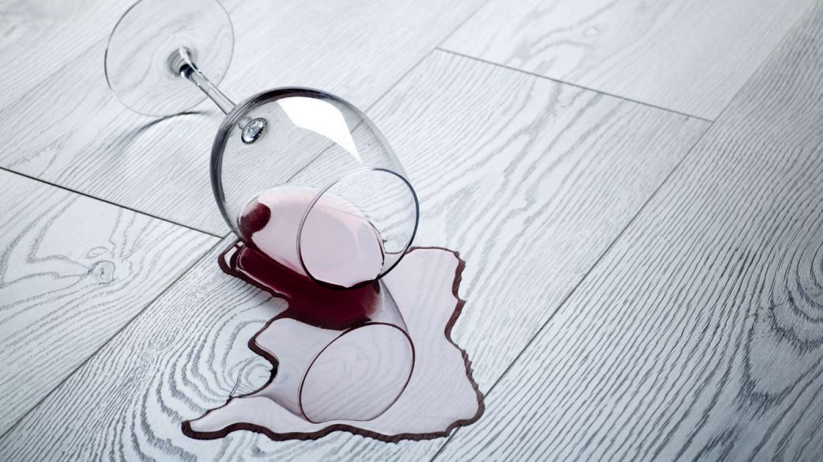 Panele wodoodporne – co warto o nich wiedzieć?