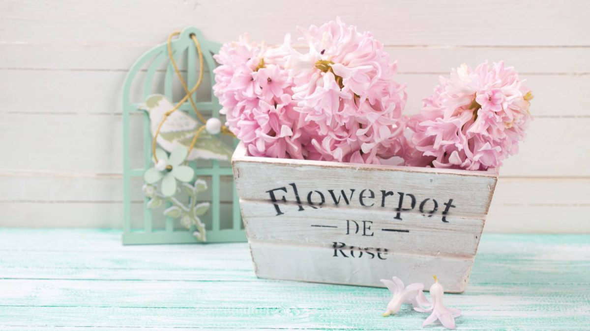 Shabby chic. Z czym to się urządza?