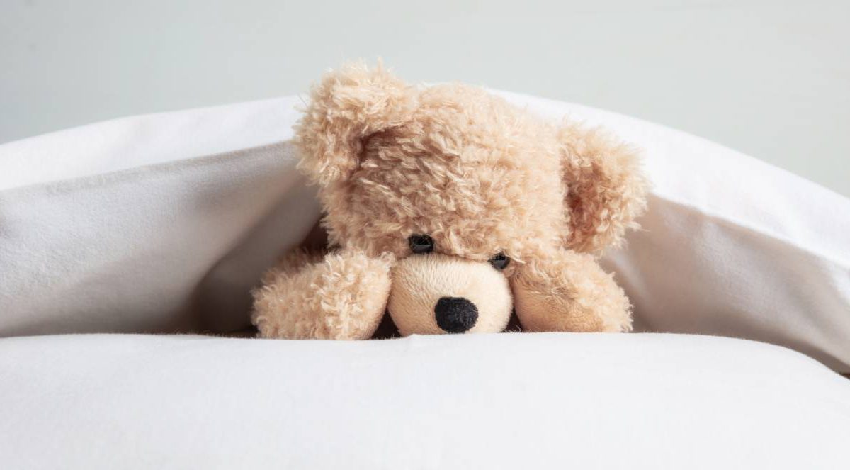 Czy szumiące zabawki rzeczywiście pomagają zasypiać dzieciom?