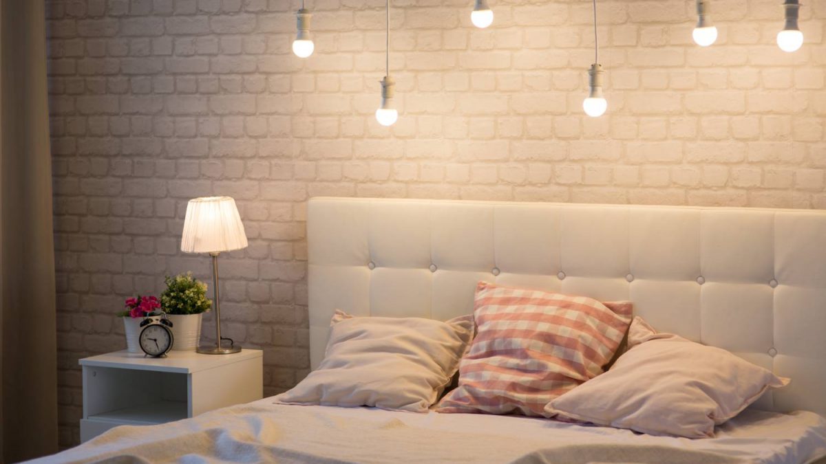 Lampy, które ocieplą wystrój mieszkania