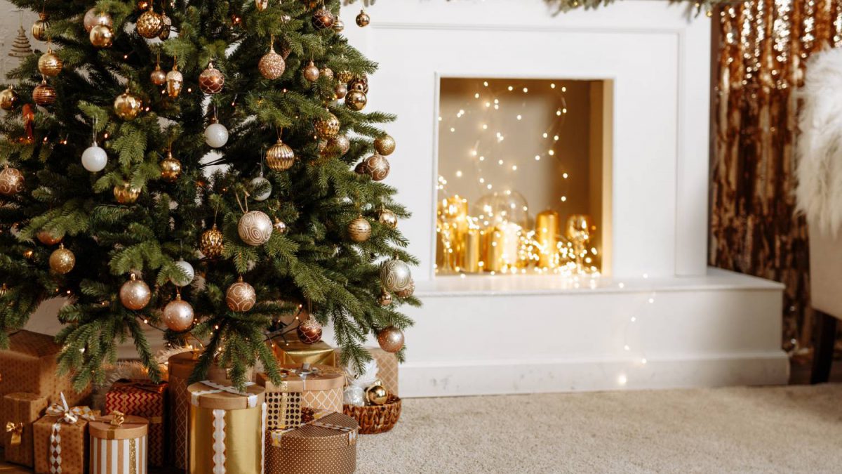 Choinka żywa czy sztuczna? Jaką wybrać?