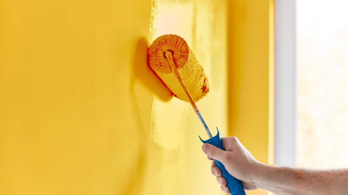 Prawidłowe malowanie ścian. Jak się do tego zabrać?
